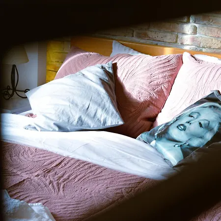 The Bohemian بلغراد